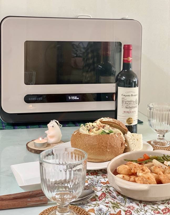 밀키트로 완성한 홈파티. /사진=백유진 기자 byj@