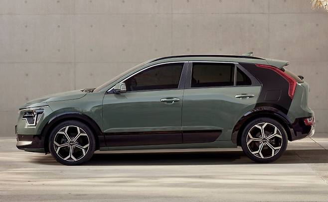 기아 신형 니로 시티스케이프 그린 컬러