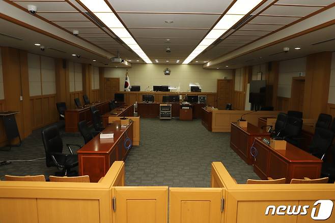 제주지방법원 제201호 법정.2022.1.14/뉴스1© 뉴스1