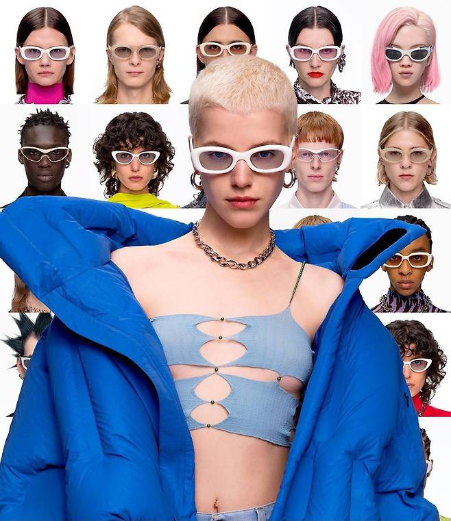 저 선글라스를 쓴다고 해서 화보 속 모델 같아 보이진 않는다는 걸 대부분의 소비자가 잘 알고 있다. 선글라스나 안경테는 현재로선 구매 결정을 하기 전에 오프라인 매장에서 써봐야 실패 확률을 낮출 수 있다. /젠틀몬스터 화보