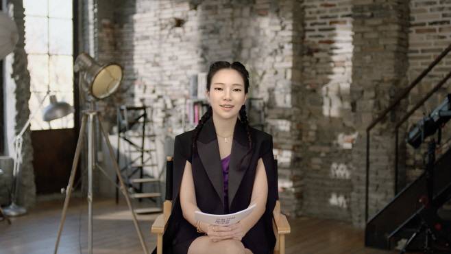 신한라이프 로지가 유튜브 MC로 등장해 대중에게 처음으로 목소리를 공개했다. / 사진 = 신한라이프