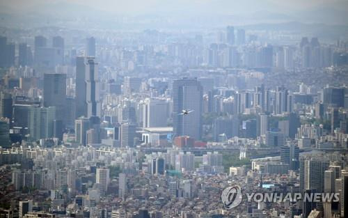 경기 광주시 남한산성에서 바라본 서울 강남권 모습
[연합뉴스 자료사진]