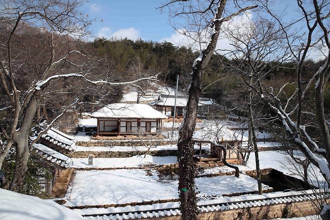 백운동 원림. 강진군문화관광재단 제공.