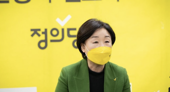 정의당 심상정 대선 후보가 30일 서울 여의도 정의당 중앙당 회의실에서 열린 양자토론 규탄 긴급 대선전략위원회에서 발언하고 있다. / 사진=연합뉴스