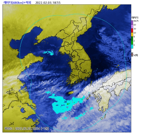 기상청은 내일(4일) 충청권과 전라권, 경상 서부 내륙, 제주도엔 구름이 많고 곳곳에 눈이 올 것으로 예보했다. [사진=기상청]