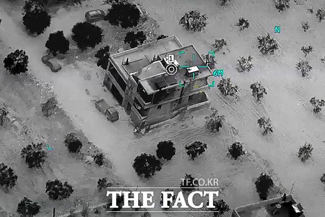 미 국방부가 공개한 미군 특수부대의 ISIS 수괴 알 쿠라이시 은신처 습격 작전 영상의 장면.