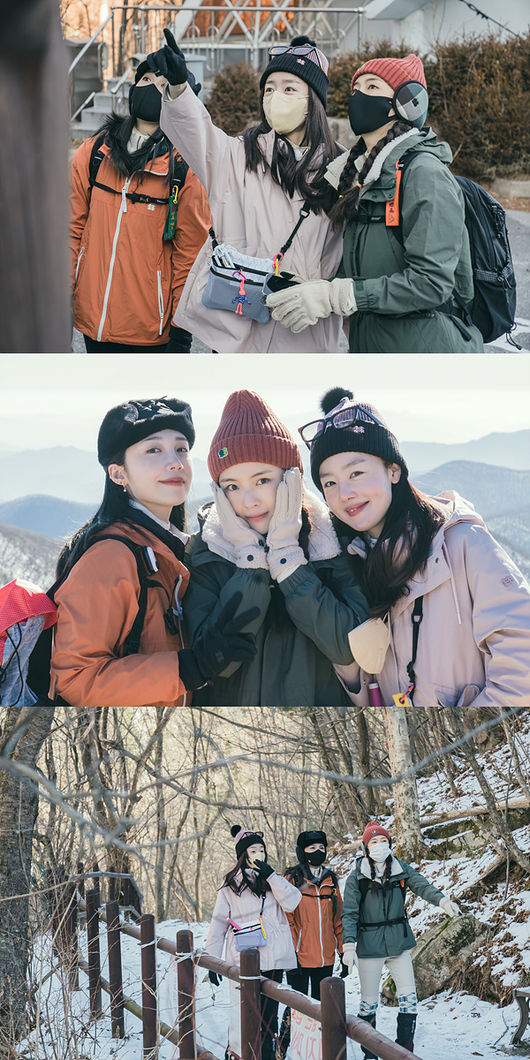 TVNs new entertainment, The Mountain City Women, unveiled Lee Sun-bin, Han Sun-hwa and Jung Eun-jis on-site Steel Series.The Women of the Mountain City (directed by Hwang Da-won) is a full-fledged mountain-riding entertainment by urban women shown by Lee Sun-bin, Han Sun-hwa and Jung Eun-ji.The three people will be able to enjoy a special fun with candid talk and real chemistry by traveling together in Gangwon Province, South Korea Taebaeksan and Jeju Island Halla Mountain.With expectations for the real chemistry of best friends soaring, the Sander City Women unveiled the first scene SteelSeries of the three.The first place the three people will challenge is Gangwon Province, South Korea Taebaeksan.The appearance of those standing in heavy armor in front of the snowy winter mountain is attracting attention. It is laughing that you have taken all the earplugs without any reason.Prior to the full-scale mountain climbing, Lee Sun-bin, Han Sun-hwa, and Jung Eun-ji are looking forward to seeing some unexpected excitement.It is also impressive to gather around Han Sun-hwa, a Cheonggyesan flying squirrel, to talk about each others operations and to take steps.Lee Sun-bins bag, which seems to be heavy, like the pledge to take snacks, also catches the eye.Jung Eun-ji is also fully prepared with solid climbing equipment, unlike the word first climber.The smiles of the three bright people, as if they were hard, also rob their eyes. But what they faced was the snowfall of minus 17 degrees.It is a point where Lee Sun-bin, Han Sun-hwa, and Jung Eun-ji are curious about whether they have succeeded in climbing easily like a smile, or if they have encountered unexpected hardships.The fun of the first entertainment with the excitement and the three of them will be available on the first broadcast on the 11th.The Women of the City of the Mountain will be the first at 8:40 pm on February 11 (Friday).