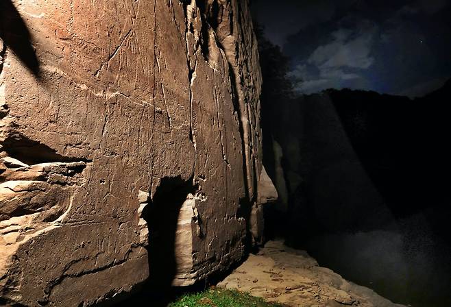 The most ancient rock carvings of whales and whale hunting along with other land animals are expressed on the Bangudae Amgakhwa Petroglyphs in Ulju-gun, in Ulsan, Korea, on a vertical cliff face along the Daegokcheon stream, a tributary to the Taehwa River, which flows into the East Sea. Photo © Hyungwon Kang