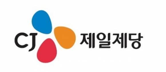 KB증권이 CJ제일제당의 목표주가를 하향 조정했다. 사진은 CJ제일제당의 CI. [사진=CJ제일제당]