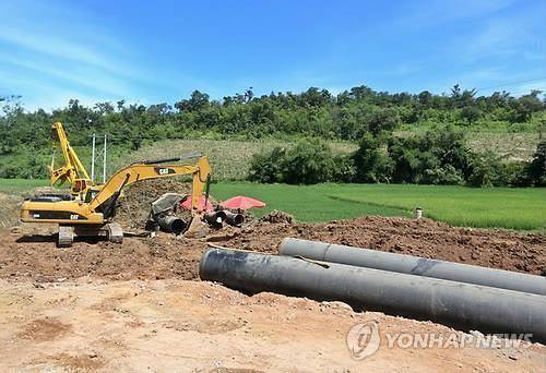 미얀마에서 중국으로 천연가스를 수송하는 대규모 파이프라인(자료사진) 2013.1.20 [EPA=연합뉴스 자료사진]