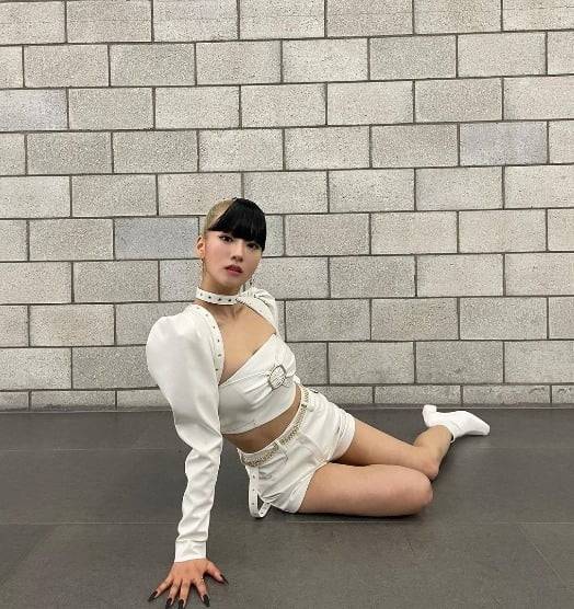 사진=윤보미 인스타그램