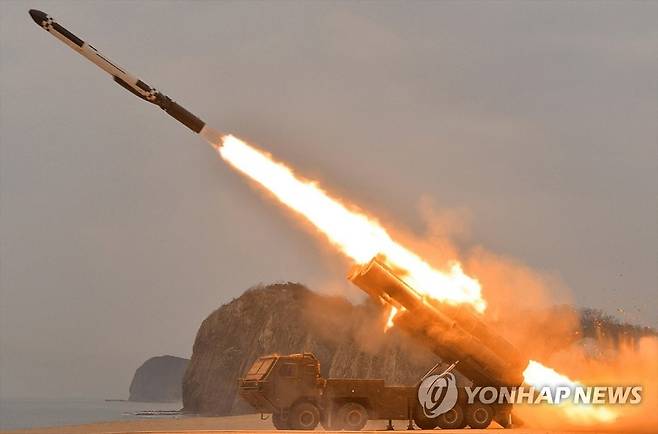 북한 미사일 [연합뉴스 자료사진]