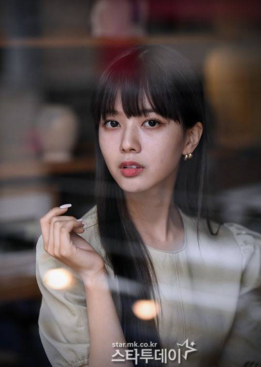 아역 배우 출신인 노정의는 친구 만들기가 쉽지 않았다고 털어놨다. 사진l유용석 기자