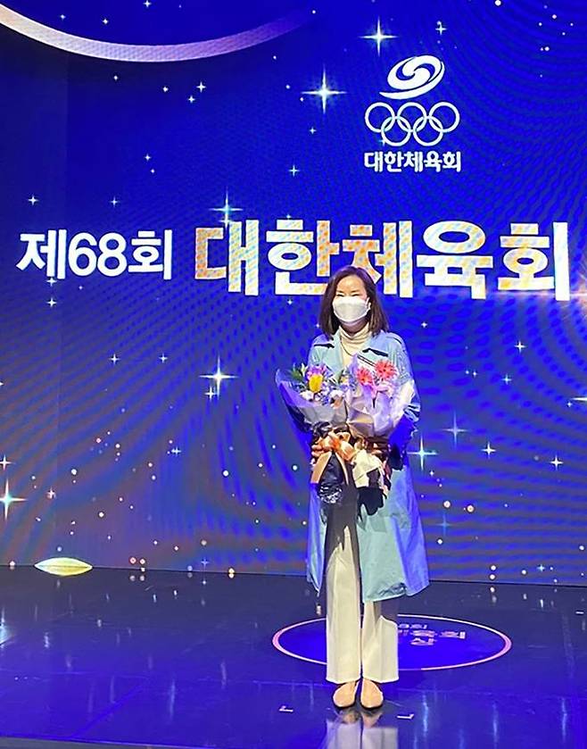 류수정 계명대 양궁 감독이 ‘대한체육회 체육상 지도부문’ 최우수상을 수상했다. (계명대 제공) 2022.03.01