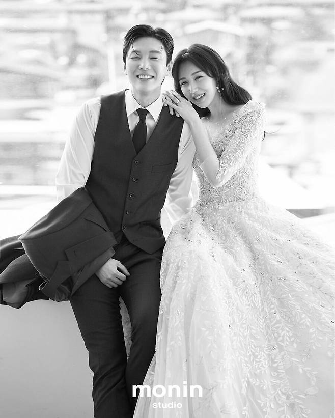 ▲ 포커즈 예준(왼쪽), 라니아 티애. 출처| 웨딩플래너 인스타그램