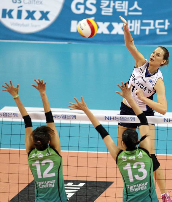 V리그 IBK기업은행에서 2011-12, 2012-13시즌 뛴 우크라이나 출신 알레시아. [사진=한국배구연맹(KOVO)]