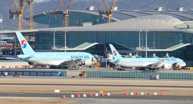 6일 인천국제공항에 대한항공 여객기들이 서 있다. 뉴스1