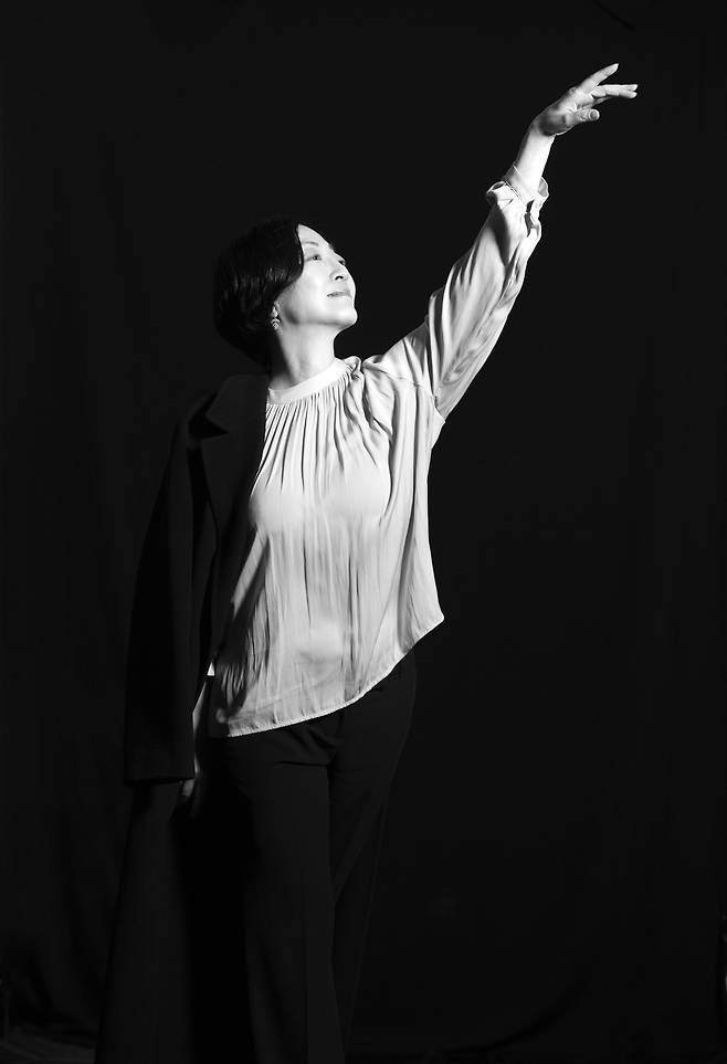 문훈숙 유니버설발레단 단장. 영원한 현역이다. 김현동 기자