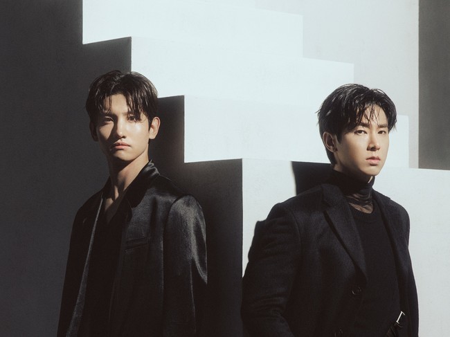 TVXQ will release its new Japanese mini album Epitaph (Epitaph) on March 16.TVXQs new mini-album Epitap will be released on March 16 as a local album. It will be released through various global music platforms including Korea and Japan at 0:00 on the 16th.The title song Epitaph - for the future - (Epitaph - for the future - ) is a dance song expressing resolution for the future.Its enough to meet TVXQs powerful charm.In addition, it also includes a stylish dance song Like Snow - White (like Snow - White), a dance song MAHOROBA (mahoroba), and Storm Chaser (storm Chaser), which contains a message that the world is beautiful.In addition, it is expected to be a good response because it can meet a total of six songs, including the new Light My Moon Like THIS (Light My Moon Like Dis), which was created by combining the solo album You Light My Moon by Choi Chang-min and the Make It Like THIS by Yunho Yunho, and the ballad song Small Talk (Small Talk) released in 2020.