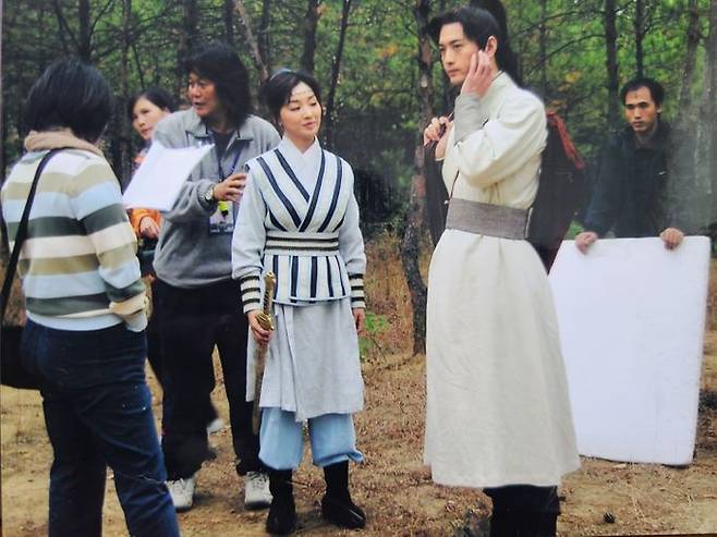 남자주인공 방호 역의 배우 동희와 함께한 촬영현장 ⓒ배우 이연수 본인 제공