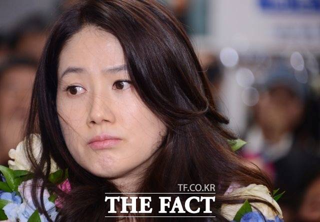 배우 심은하가 자신을 둘러싼 복귀설을 부인했다. 그는 "허위보도에 대해서는 법적 대응도 검토할 것"이라고 전했다. /더팩트 DB