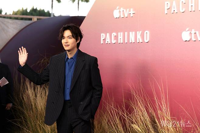 사진 : 펜디 2022 봄/여름 컬렉션 룩, '파친코(Pachinko)' 글로벌 프리미어. 펜디 앰버서더 배우 이민호