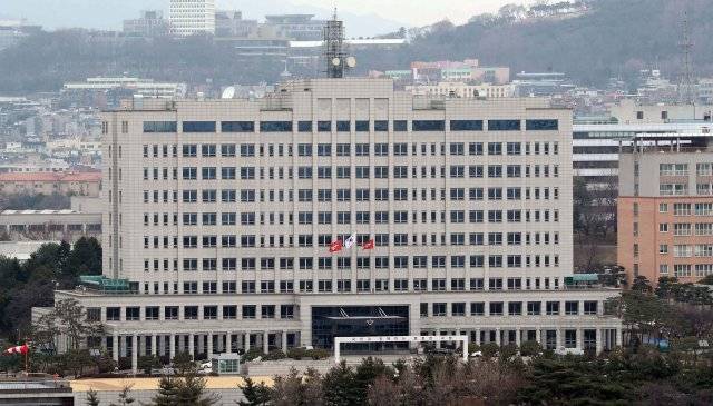 17일 서울 용산구 국립중앙박물관 인근 아파트에서 내려다 본 국방부 청사. 2022.03.17 신원건기자 laputa@donga.com