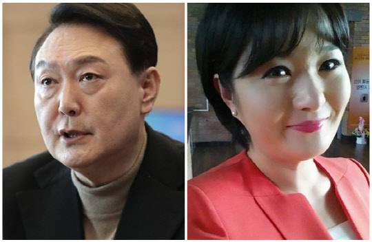 윤석열(왼쪽) 대통령 당선인과 문희정 정치평론가. <국회사진공동취재단, 연합뉴스>