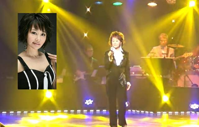 왕소연은 88년 히식스 멤버였던 김홍탁이 작사 작곡한 '해운대 부르스'로 가요계에 발을 들였다. 데뷔 후 '추억의 거리' '여자의 강' '애수' '로망' 등 자신의 목소리 스타일과 어울리는 발라드와 블루스 곡을 많이 불렀다. /가요무대