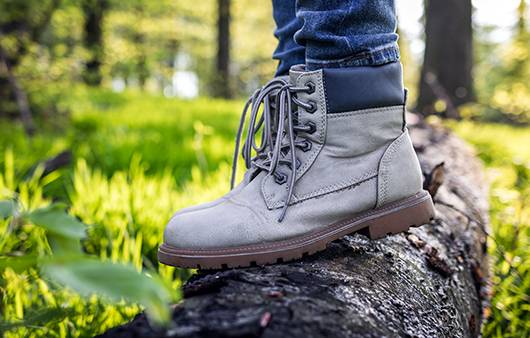 티눈은 활동량이 늘어나는 계절이 발생하기 쉽다