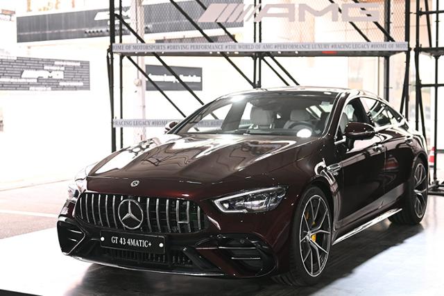 시승기] 언제나, 어디서나 누릴 수 있는 Amg의 매력 – 메르세데스-Amg Gt 43 4Matic+