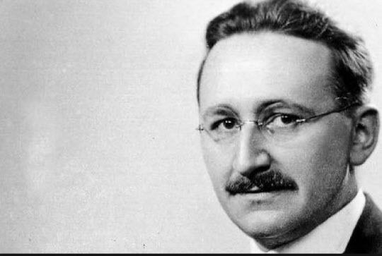 프리드리히 하이에크(Friedrich Hayek, 1899~1992년)는 오스트리아 출신의 노벨경제학상(1974년) 수상자이다. <노예에의 길(The Road to Serfdom)>(1944), <자유의 구조>(1960) 등 저서를 냈다./조선일보DB