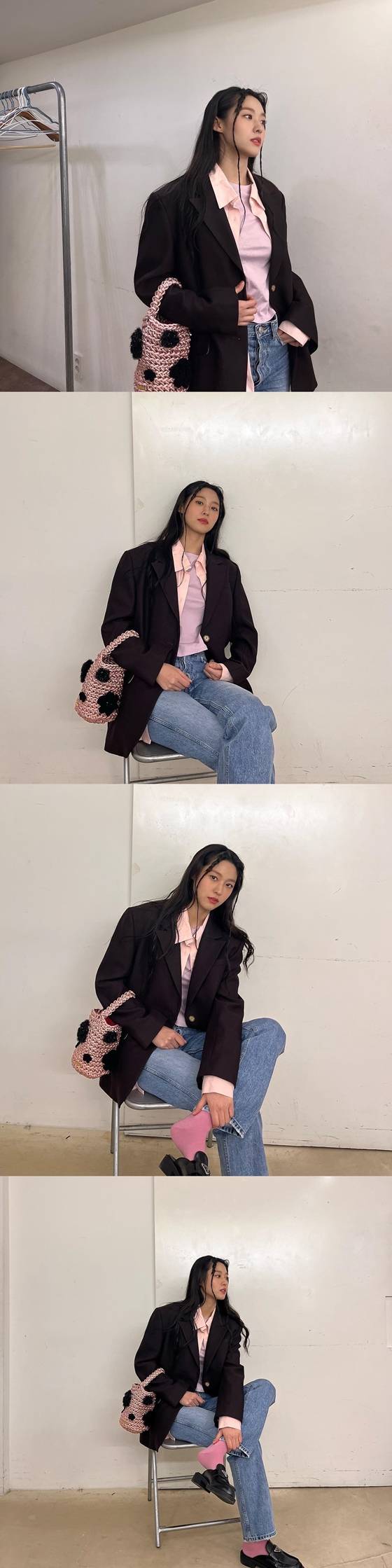 설현./사진=설현 인스타그램