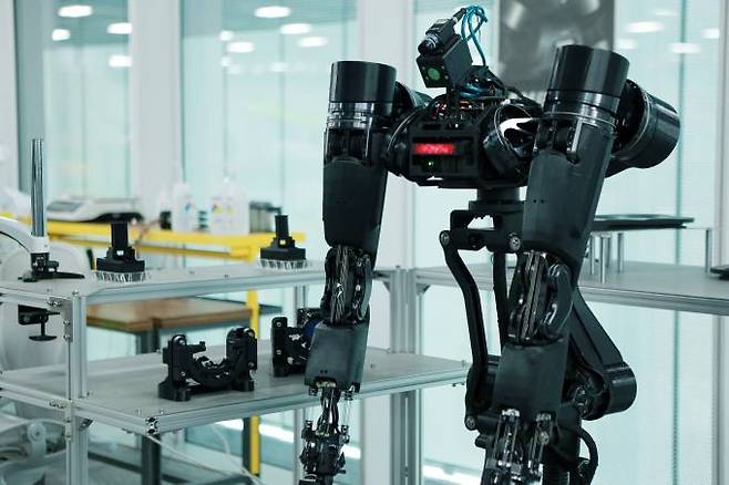 네이버 양팔로봇 앰비덱스