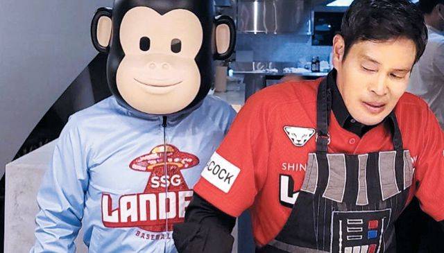 작년 4월 정용진 신세계그룹 부회장이 '제이릴라'와 함께 찍은 후 자신의 인스타그램에 올린 사진. 이마트가 내놓은 제이릴라는 인스타그램 활동 1년 만에 팔로어 5만명을 넘겼다. /제이릴라 인스타그램