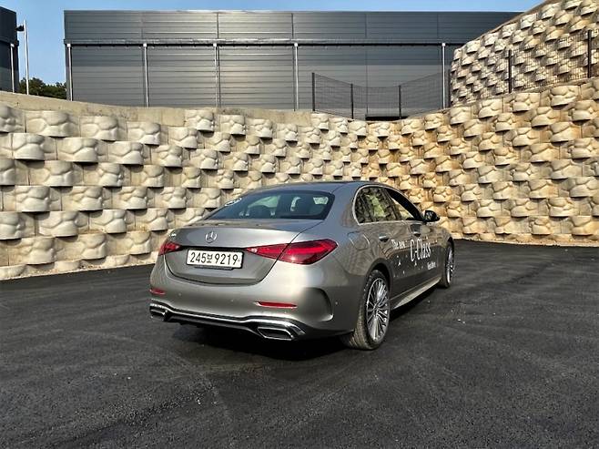 벤츠 C클래스 모습. 사진=글로벌이코노믹 김정희 기자