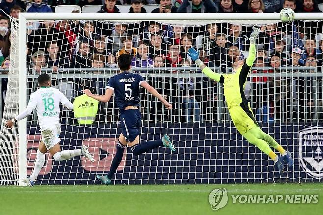 노르딘에 동점골 내주는 보르도 [AFP=연합뉴스]