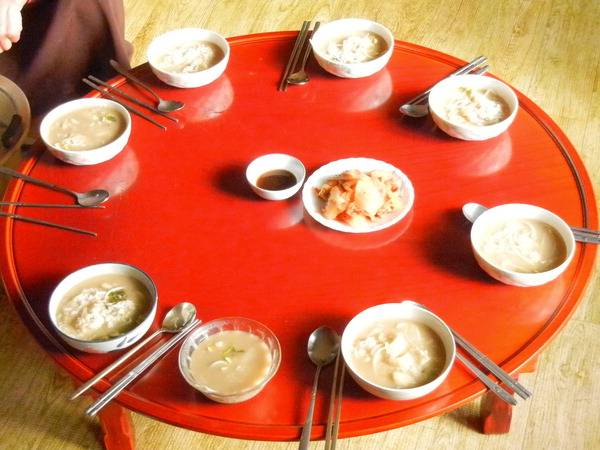 갱시기 밥상. 음식칼럼니스트 이춘호 씨 제공