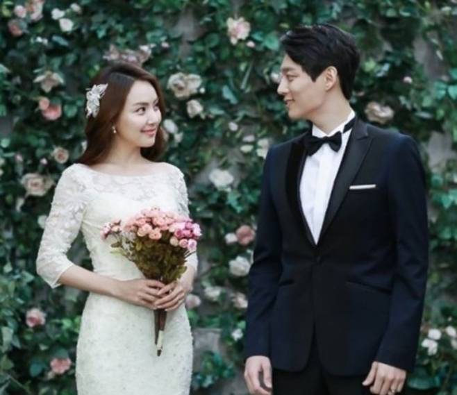 정승빈, 홍인영