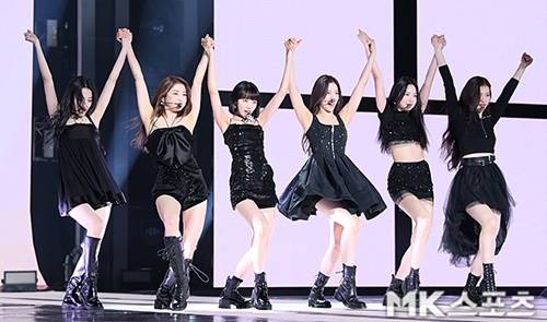 르세라핌 사진=천정환 기자