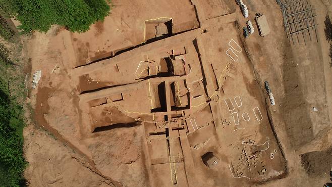 부여 왕릉원 동고분군 6호분 발굴조사 전경. 문화재청 제공