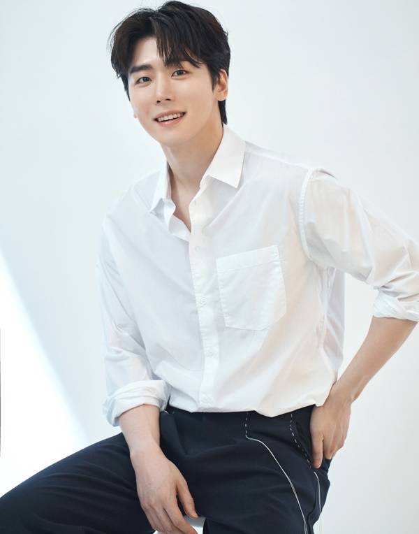 배우 정의제가 `돼지의 왕`과 `킬힐`에 동시 출연해 작품을 성공적으로 마무리했다. 재공|HB엔터테인먼트