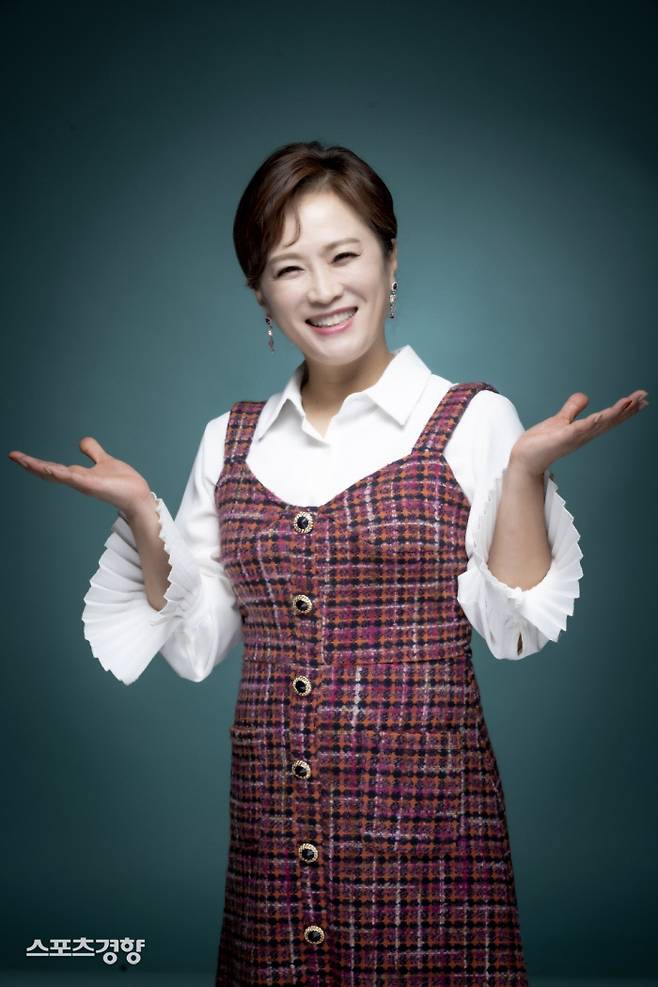 방송인 겸 가수 김정연. 사진 제이스토리