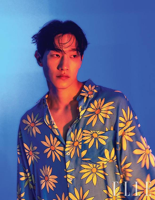 플라워 프린트 셔츠는 Jacquemus by g.street 494 Homme.