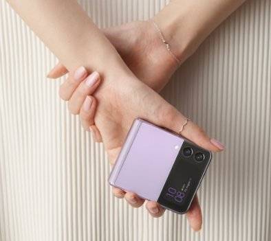 갤럭시Z플립3 라벤더. 삼성전자 제공.