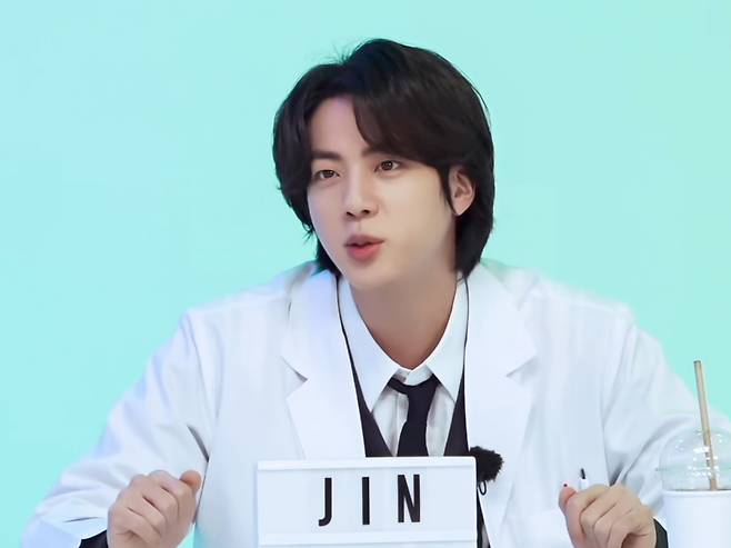 "죽어도 집에 묻어줘" 방탄소년단 진 MBTI, 성격마저 '완벽'