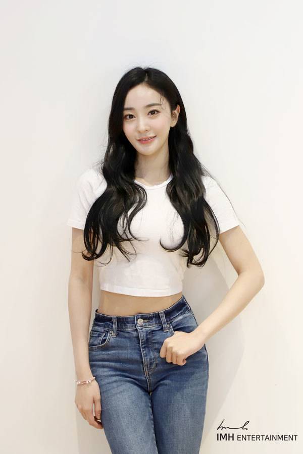 [서울=뉴시스] 소나무 출신 나현. 2022.05.10. (사진 = IMH엔터테인먼트 제공) photo@newsis.com *재판매 및 DB 금지