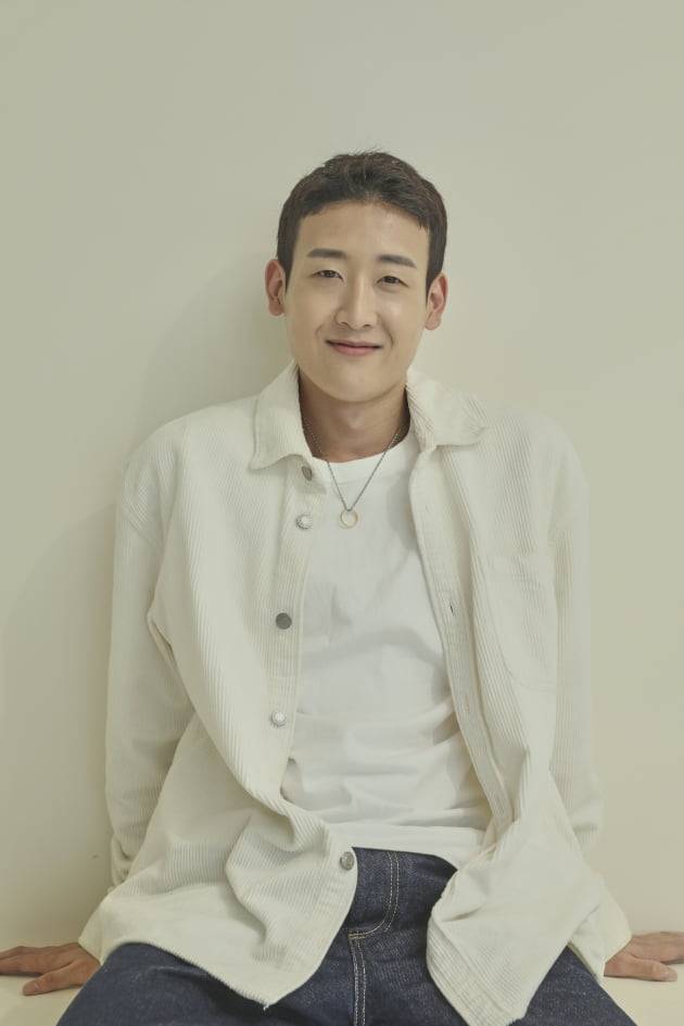 사진=와이하이의 March 12