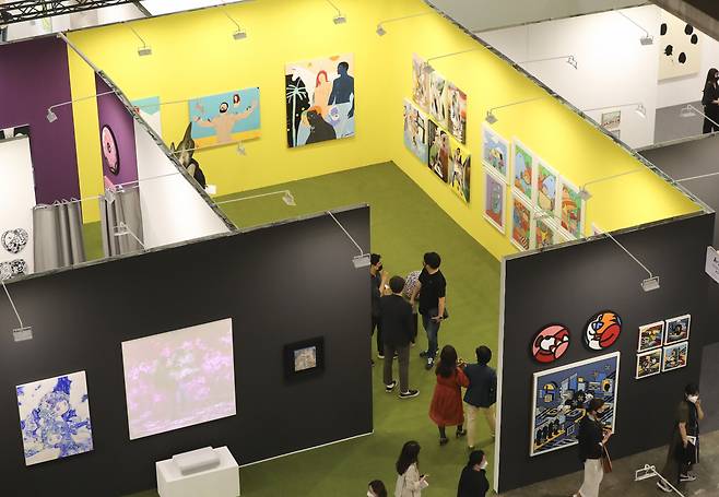 12일 부산 해운대구 벡스코에서 열린 2022 부산국제아트페어 [연합]