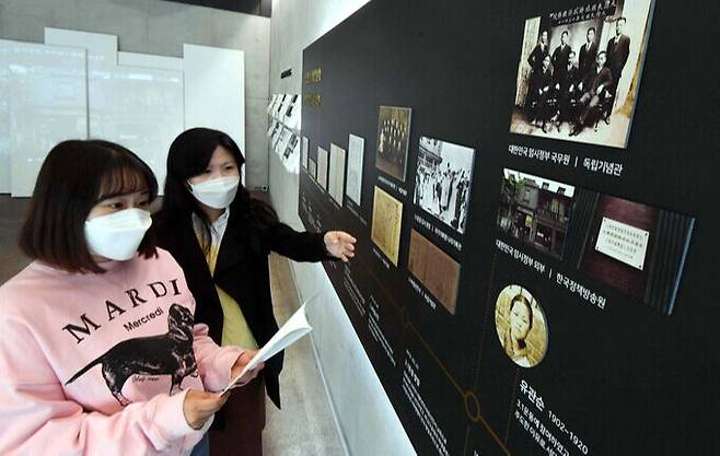 망우역사문화공원에서 독립운동의 역사와 건국훈장 수훈 8인의 일대기를 한눈에 살펴볼 수 있다.